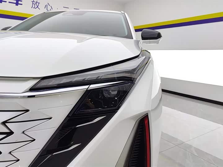 Фото 5 - Changan Oshan Z6