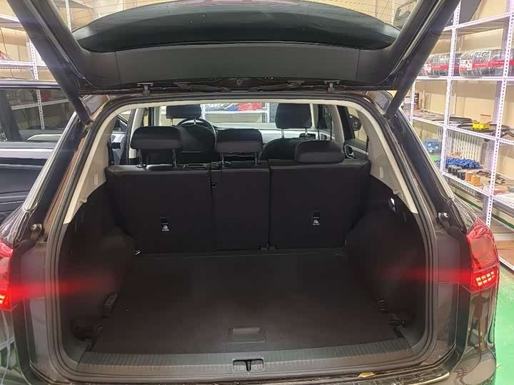 Фото 11 - Volkswagen Tayron