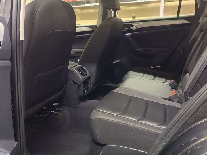 Фото 8 - Volkswagen Tayron