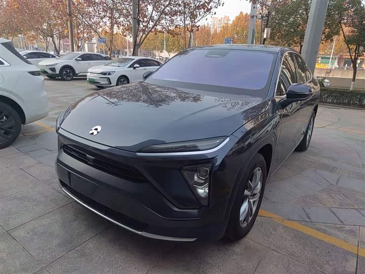 Фото 1 - Nio EC6
