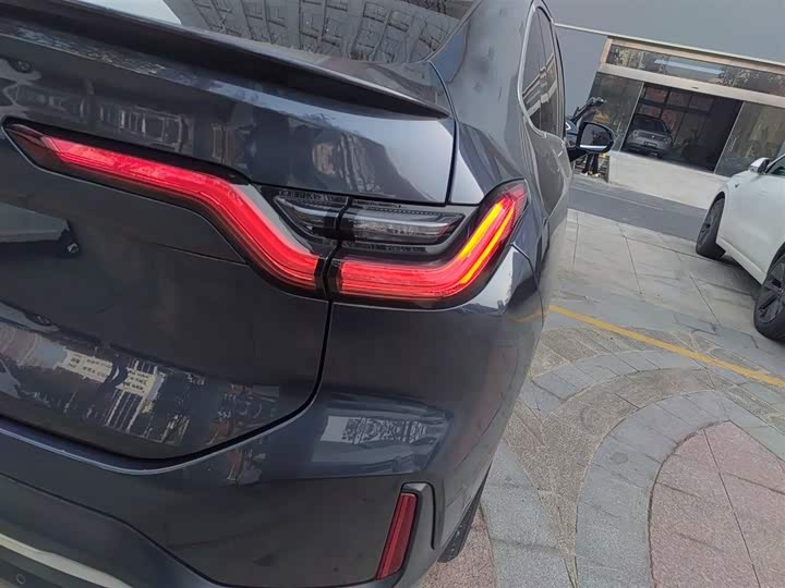 Фото 8 - Nio EC6