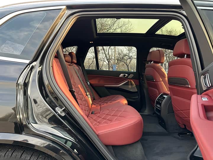 Фото 12 - BMW X5