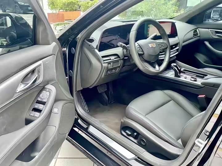 Фото 4 - Cadillac CT5