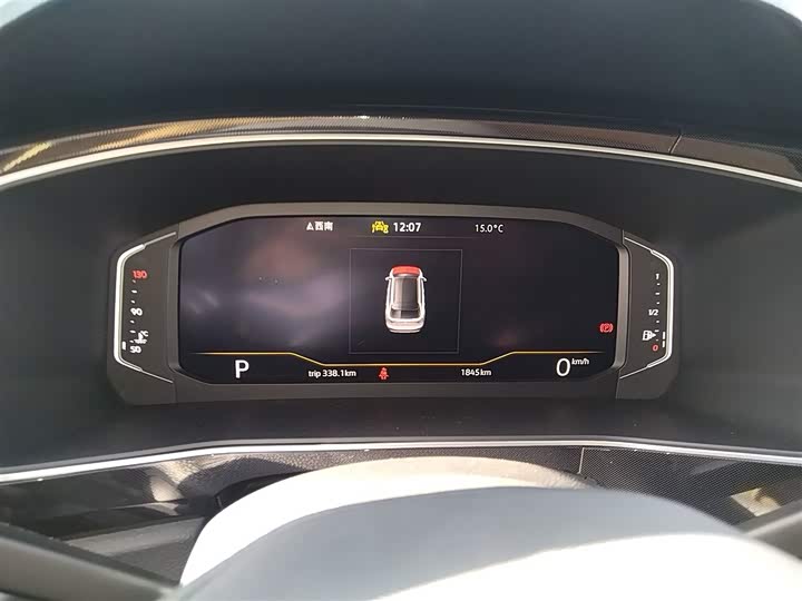 Фото 12 - Volkswagen Tharu