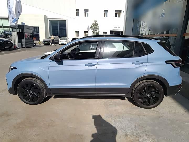 Фото 5 - Volkswagen Tharu