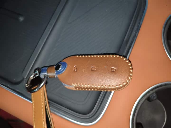 Фото 11 - LiXiang L8