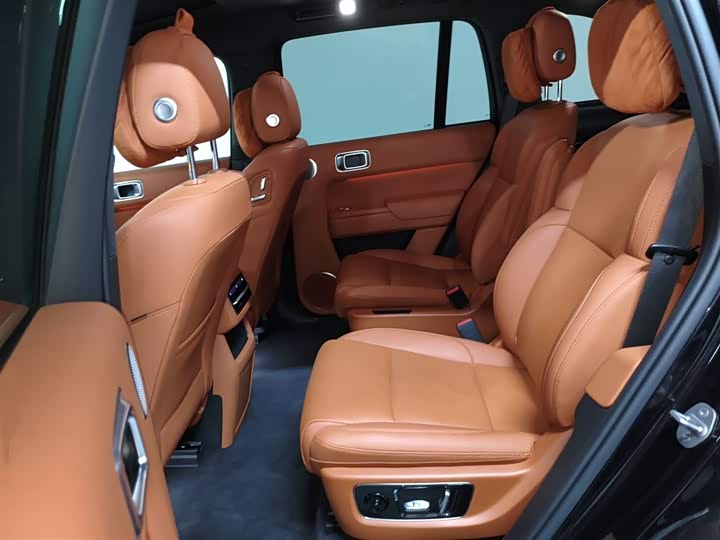 Фото 14 - LiXiang L8