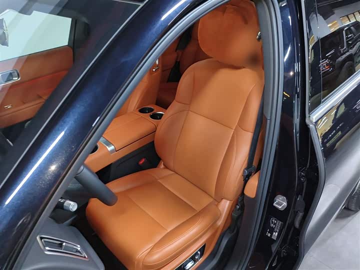 Фото 7 - LiXiang L8