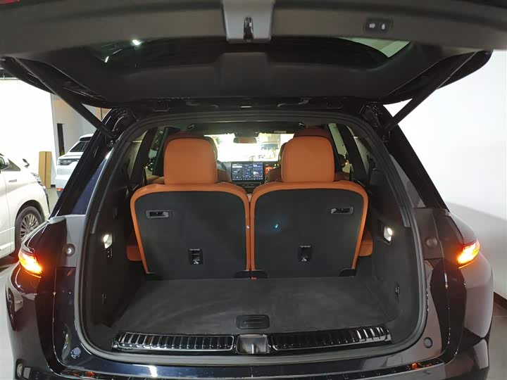 Фото 9 - LiXiang L8