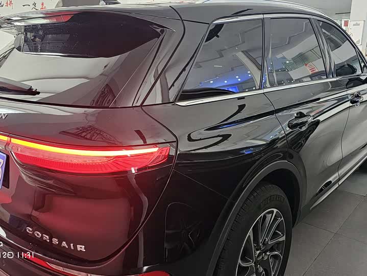 Фото 10 - Lincoln Corsair