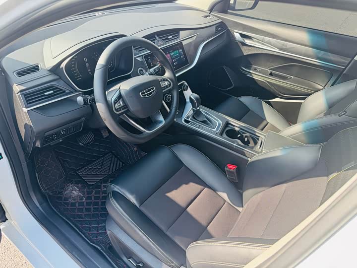 Фото 4 - Geely Binrui