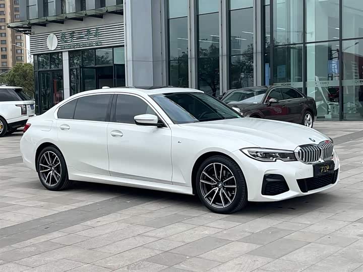 Фото 3 - BMW 3 Series