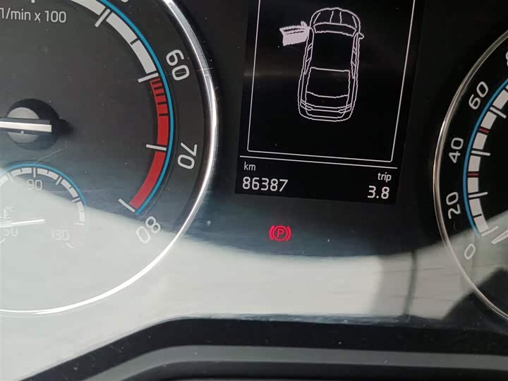 Фото 5 - Skoda Superb