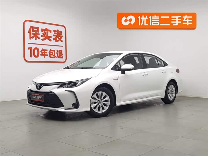 Фото 1 - Toyota Corolla