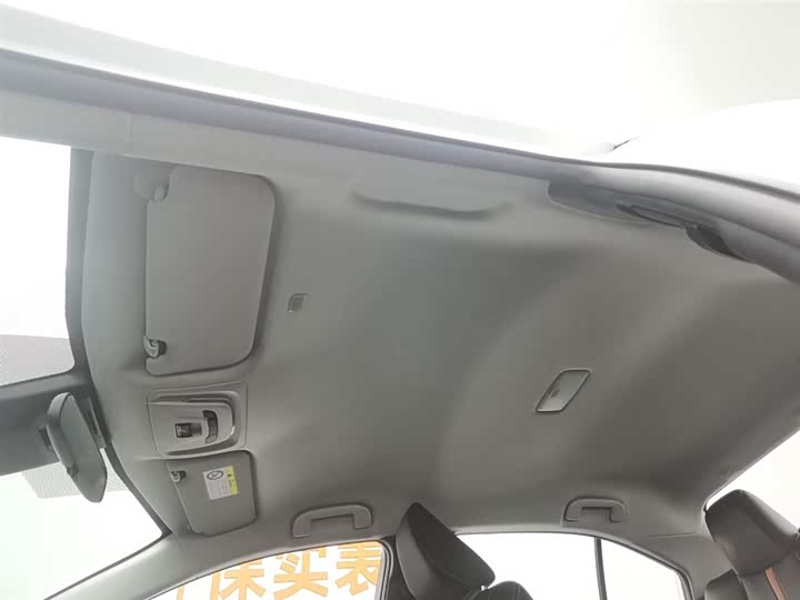 Фото 14 - Toyota Corolla