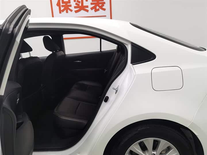 Фото 15 - Toyota Corolla