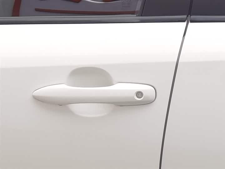 Фото 18 - Toyota Corolla