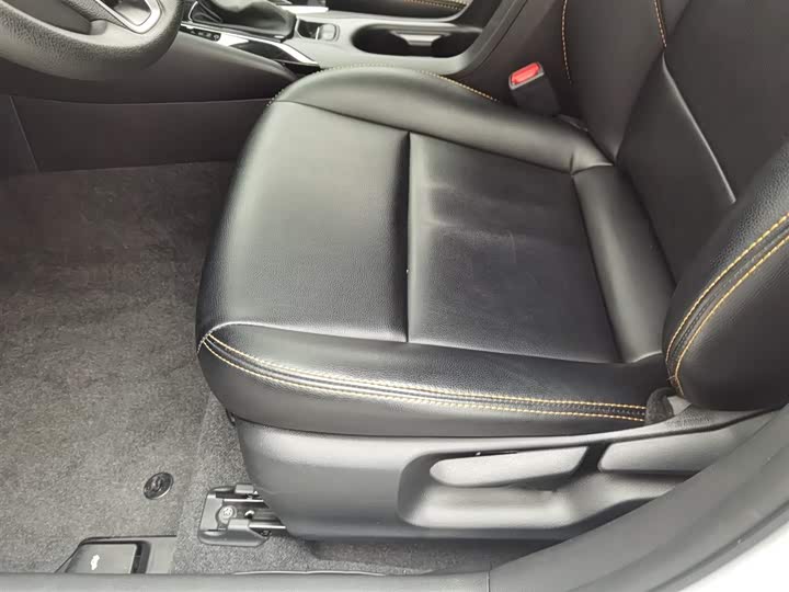 Фото 20 - Toyota Corolla