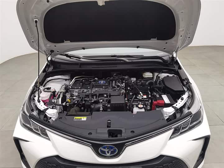 Фото 6 - Toyota Corolla