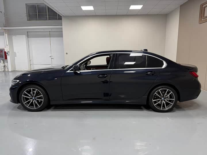 Фото 8 - BMW 3 Series