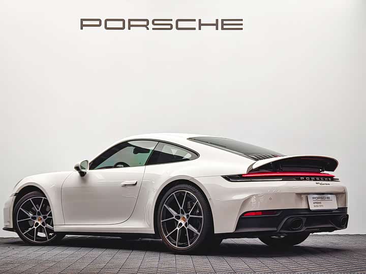 Фото 5 - Porsche 911