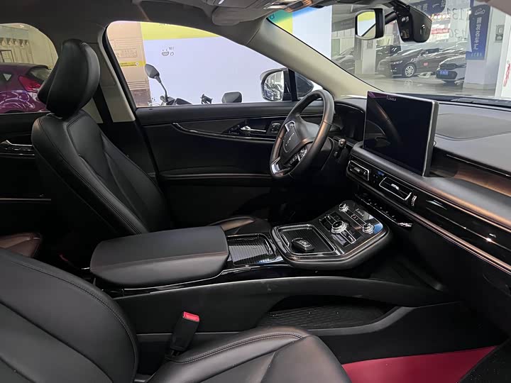 Фото 7 - Lincoln Nautilus