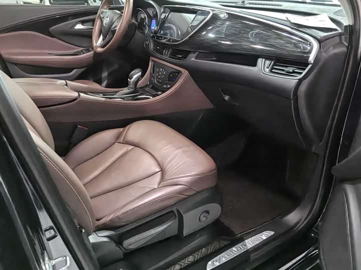 Фото 8 - Buick Envision Plus