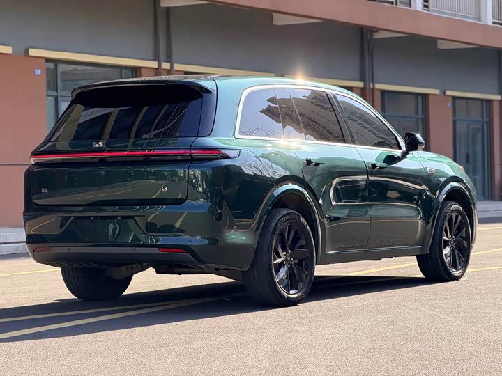 Фото 15 - LiXiang L8