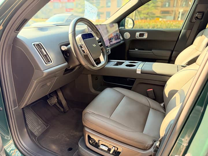 Фото 5 - LiXiang L8