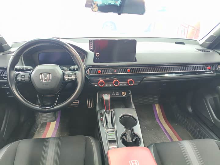 Фото 12 - Honda Civic