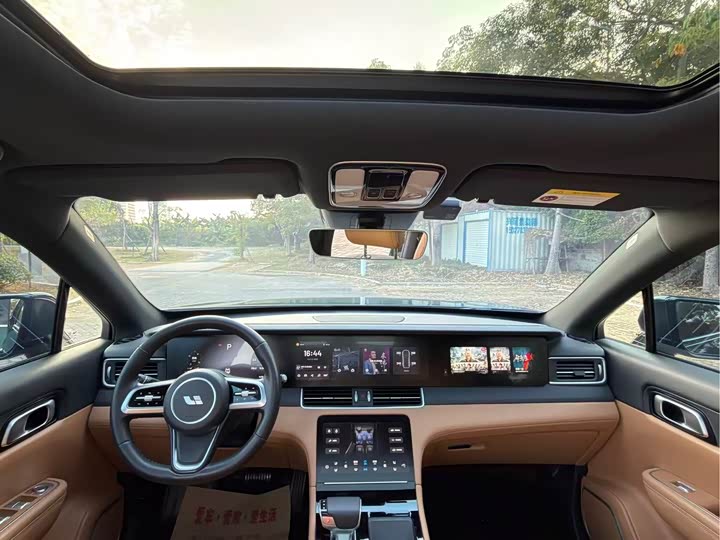 Фото 7 - LiXiang One