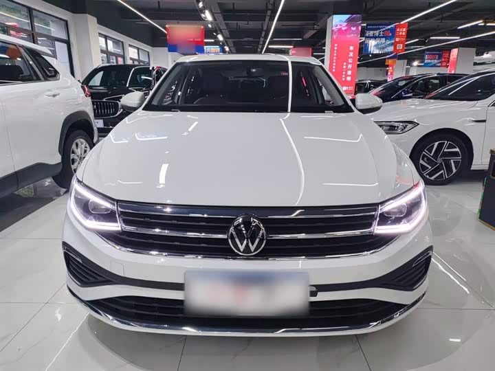 Фото 3 - Volkswagen Bora