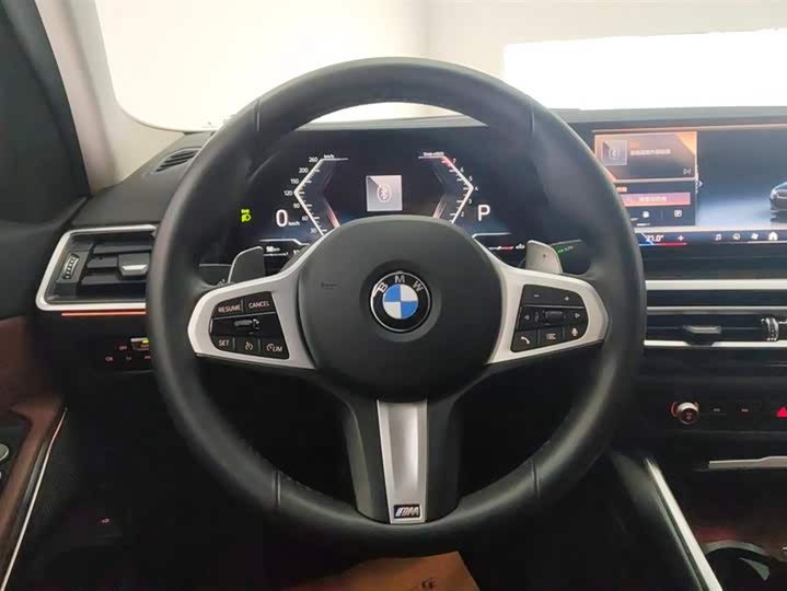 Фото 15 - BMW 3 Series