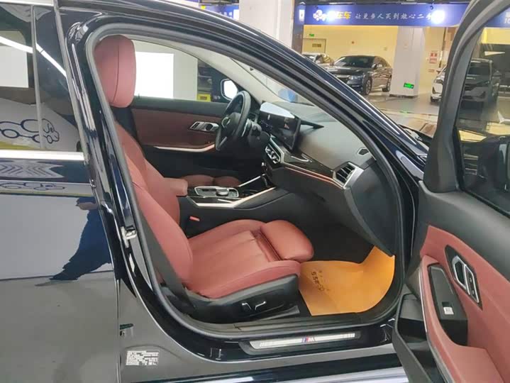 Фото 8 - BMW 3 Series