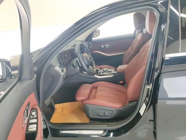 Фото 9 - BMW 3 Series