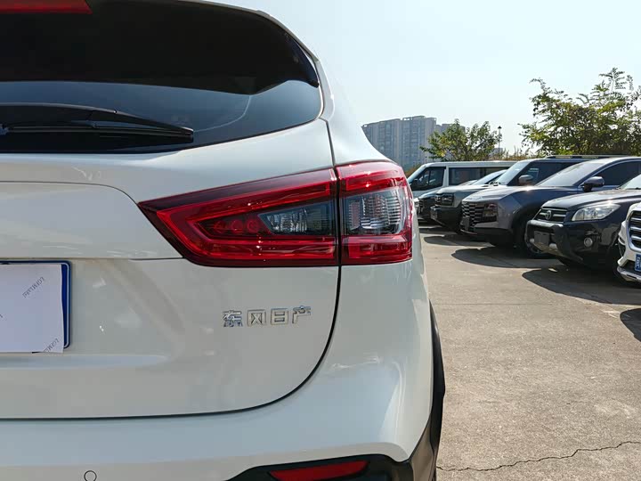 Фото 20 - Nissan Qashqai