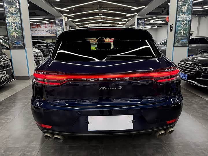 Фото 15 - Porsche Macan