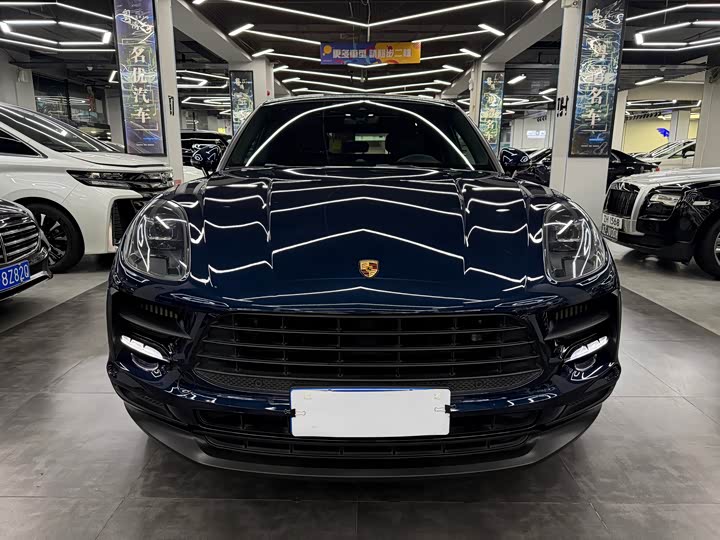 Фото 2 - Porsche Macan
