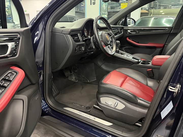 Фото 4 - Porsche Macan