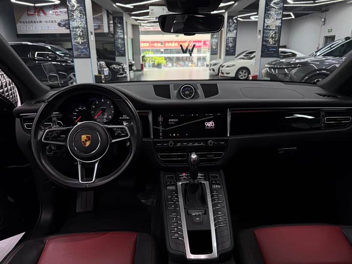 Фото 8 - Porsche Macan