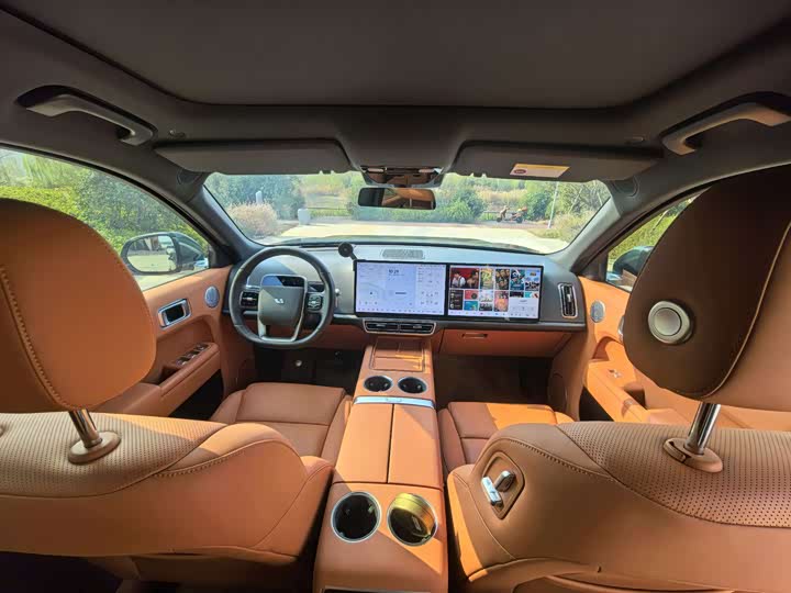 Фото 6 - LiXiang L8