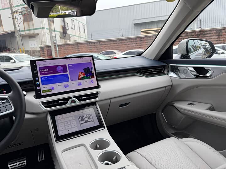 Фото 8 - Wey Mocca Hybrid