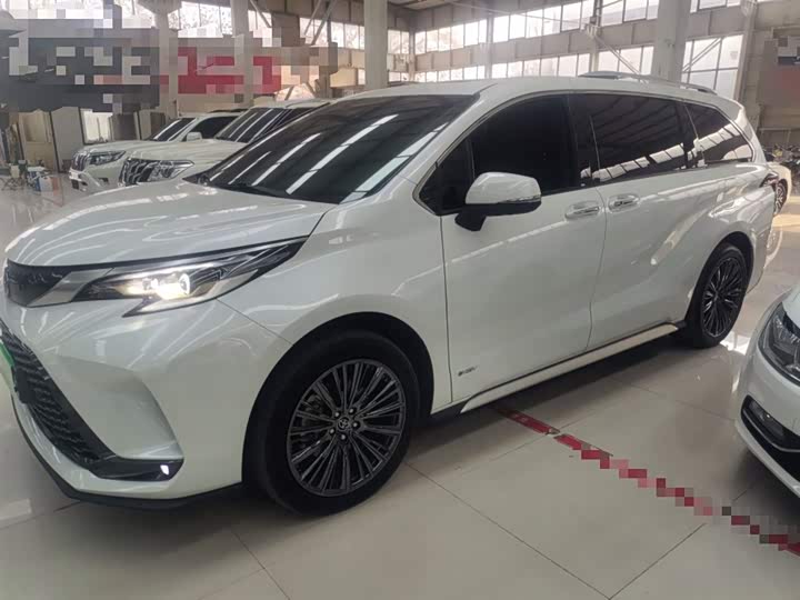 Фото 5 - Toyota Granvia