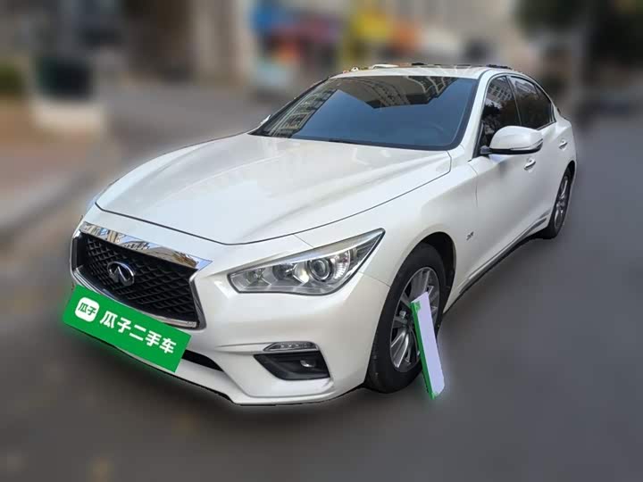 Фото 2 - Infiniti Q50L