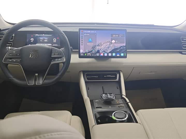 Фото 12 - BYD Qin L