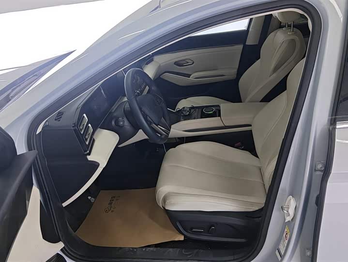 Фото 9 - BYD Qin L