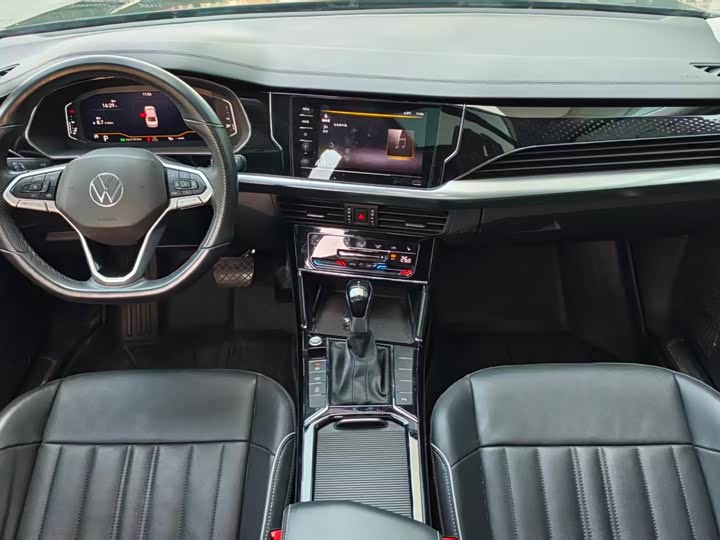 Фото 4 - Volkswagen Passat