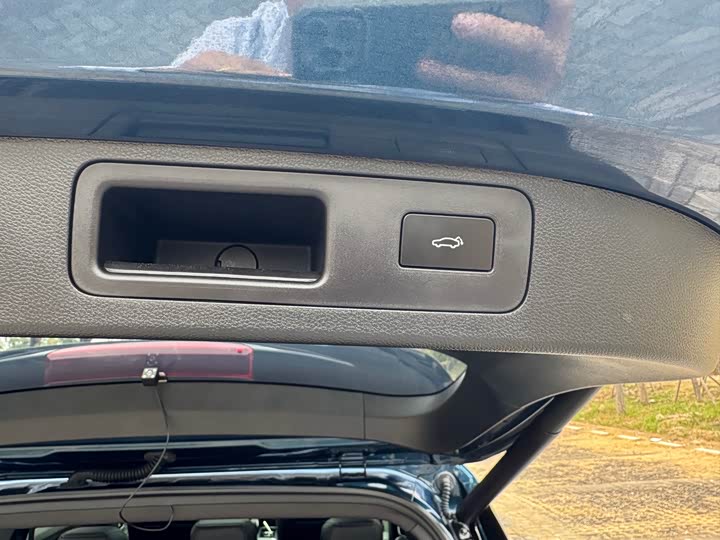 Фото 26 - Geely Okavango L