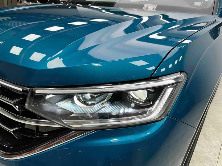 Фото 18 - Volkswagen Tayron