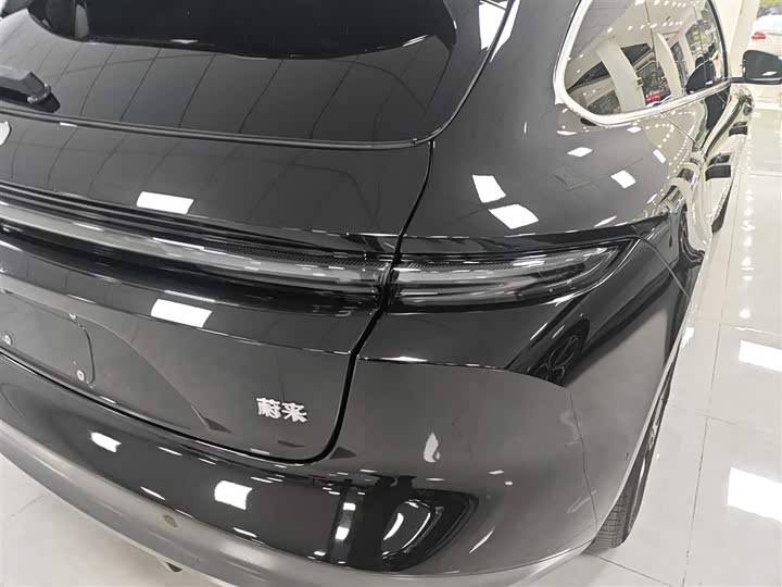 Фото 8 - Nio ET5T